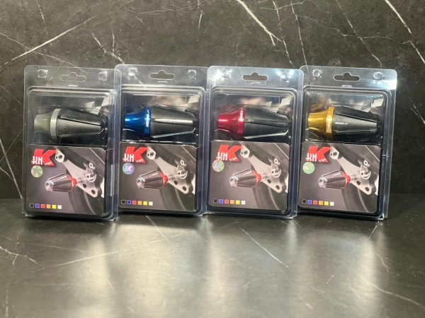 画像2: 🏍️ KOSO 汎用マフラースライダー|転倒時のダメージを軽減! 🚀 (2)