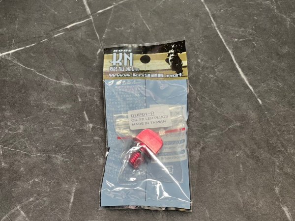 画像5: ✨ KN企画 CNCアルミ ミッションオイルキャップ|簡単ドレスアップ&耐久性アップ! 🚀 (5)