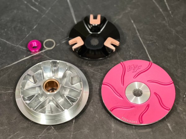 画像1: ✨ WF ハイスピードプーリー（ピンク/ブルー） [シグナスX・BW'S125対応]｜最高速セッティングに最適！ 🚀 (1)