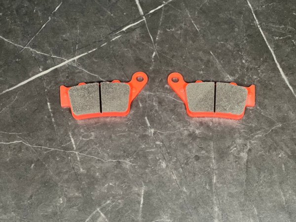 画像2: ✨ NCY リアブレーキパッド【セラミック】|シグナスX・グリファス・マジェスティS対応! (2)