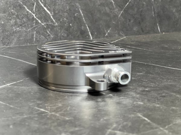 画像9:  ✨ TRHC CNC削り出しカムギアカバー【シグナスX・BW'S125対応】|冷却効率を追求したデザイン! (9)