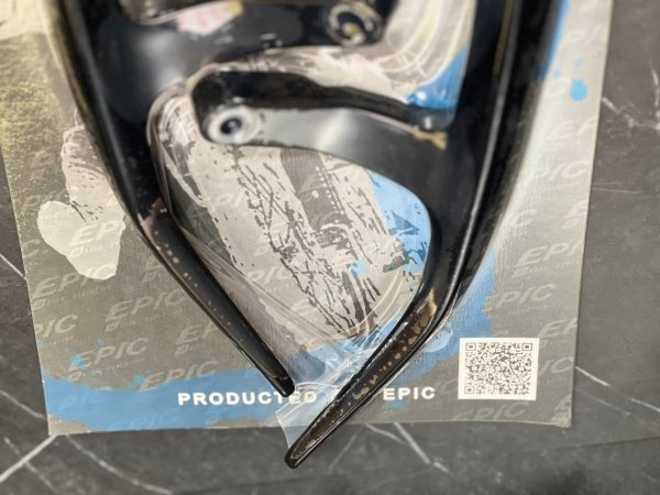 画像6: 🚀 EPIC グラブバー(ホワイト/ブラック)|4型シグナスX専用!TMAX風デザインでリアビューを格上げ! (6)