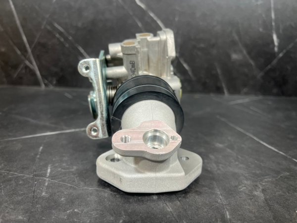 画像3: 🔥 TRHC ビッグスロットルボディセット|【シグナスX2型〜5型 国内/台湾・BW'S125 対応】|吸気性能を最大化! 🚀 (3)