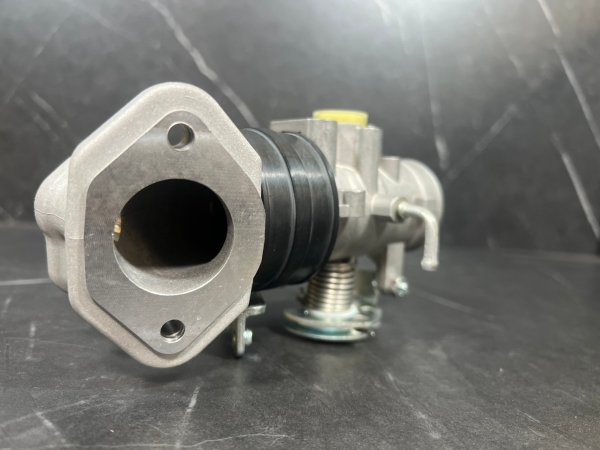 画像2: 🔥 TRHC ビッグスロットルボディセット|【シグナスX2型〜5型 国内/台湾・BW'S125 対応】|吸気性能を最大化! 🚀 (2)