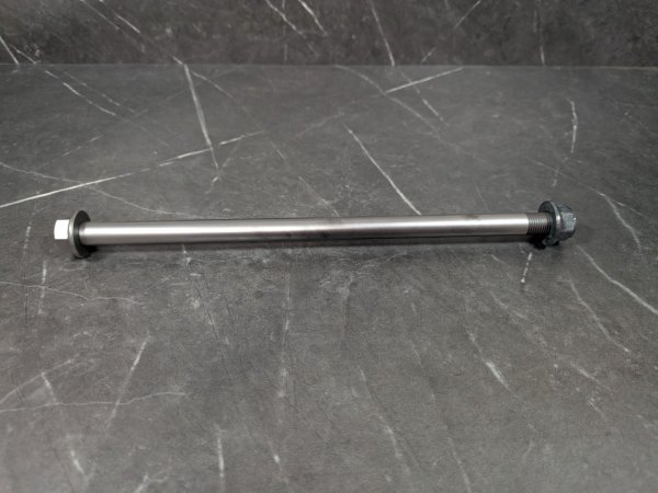 画像2: 🔥 Partyup 中空アクスルシャフト [シグナスX 1〜5型]｜軽量＆高剛性で走行性能UP！ 🏍️ (2)