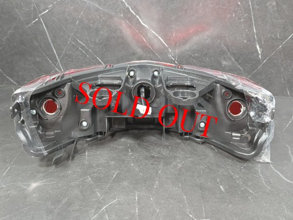 画像3: 🔥 純正タイプライトレッドテールASSY [4型シグナスX] 🚀 (3)