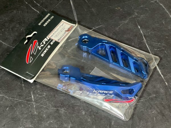 画像2: 🌟 Krace タンデムステップ Type2 🌟 【2〜6型シグナスX・シグナスグリファス・マジェスティS・SMAX・FORCE対応】 (2)