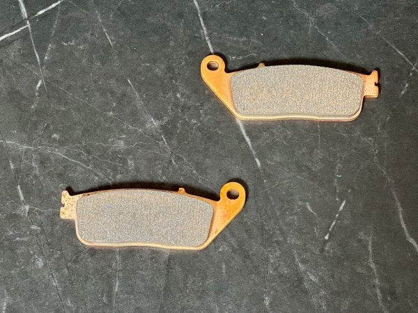 画像5: 👑【KING brake】キングブレーキ 競技版 フロント/リアブレーキパッド ゴールドプレミアム｜最強フラグシップモデル👑 (5)