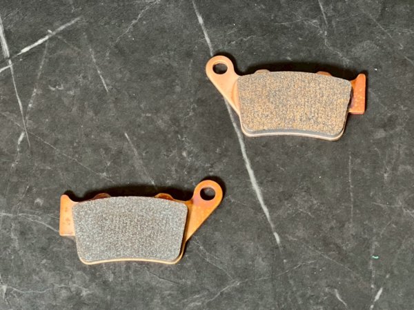 画像7: 👑【KING brake】キングブレーキ 競技版 フロント/リアブレーキパッド ゴールドプレミアム｜最強フラグシップモデル👑 (7)