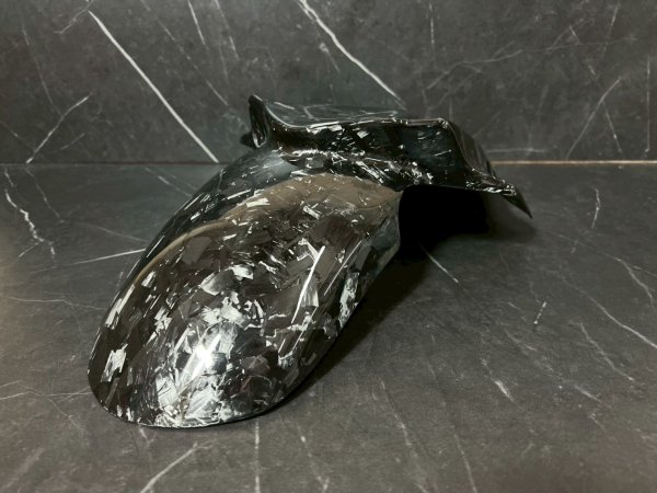 画像30: 🐐【BAPHOMET】バフォメット グリファス専用 アルミ+CNCステー付きカーボンフロントフェンダー (30)