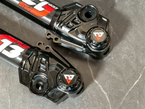 画像14: ✨CCD C13 PLUS　シグナスｘ フロントフォーク｜見た目も機能も最上級！✨ (14)