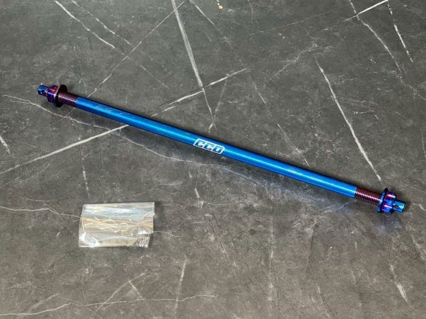 画像13: 【CCD FACTORY】ステンレス アクスルシャフト|グリファス・シグナスX対応 (13)