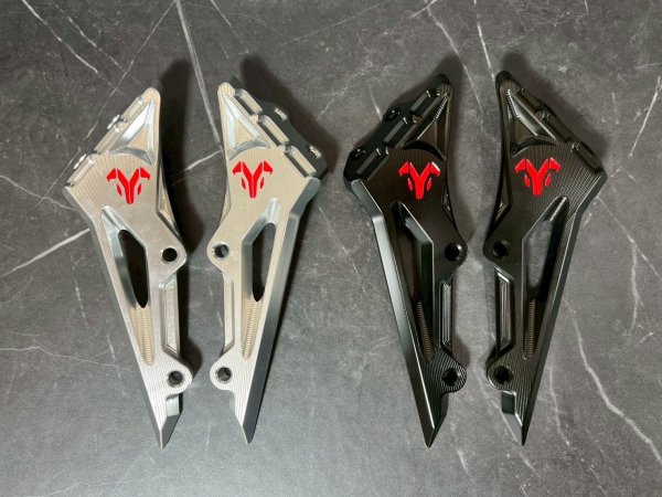 画像4: 🐐【BAPHOMET】バフォメット グリファス専用 アルミ+CNCステー付きカーボンフロントフェンダー (4)