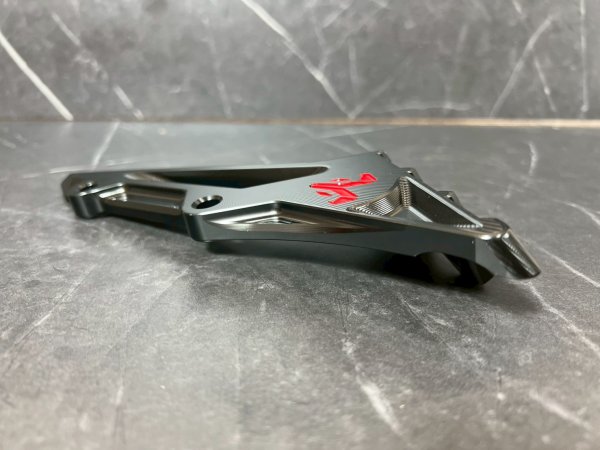 画像17: 🐐【BAPHOMET】バフォメット グリファス専用 アルミ+CNCステー付きカーボンフロントフェンダー (17)