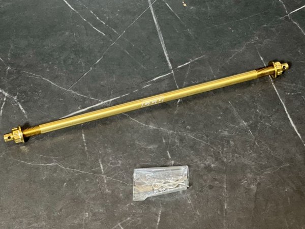 画像11: 【CCD FACTORY】ステンレス アクスルシャフト|グリファス・シグナスX対応 (11)