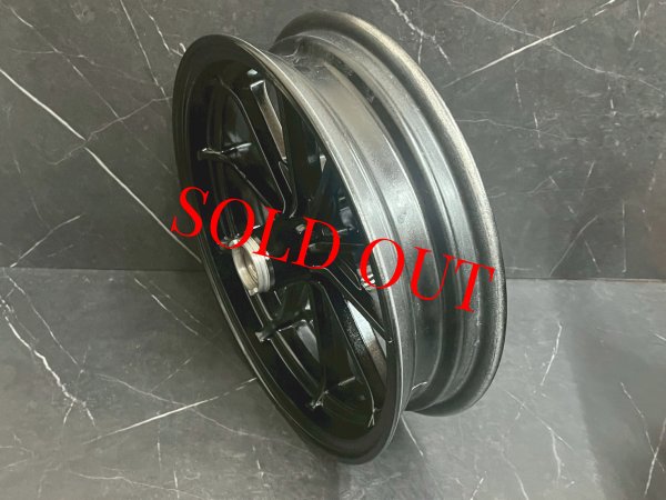 画像4: 【中古品】シグナスX 2.3型用 ホイール 前後 セット🏍️ブラック (4)