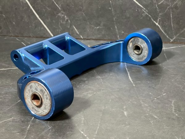 画像37: 🛠️【Super Factory】１ピース　CNCエンジンハンガー　スーパーファクトリー［シグナスX 1型〜5型対応］ロンスイ (37)