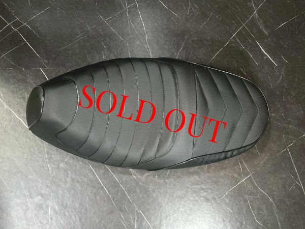 画像1: 【中古品】💫DCR ローダウンタックロールシート ブラックカーボン😈|シグナスx 4・5型用 (1)