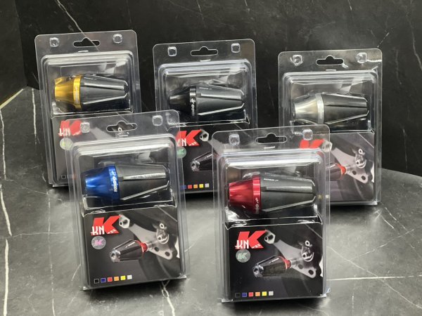 画像2: 🏍️ KOSO 汎用マフラースライダー｜転倒時のダメージを軽減！ 🚀 (2)