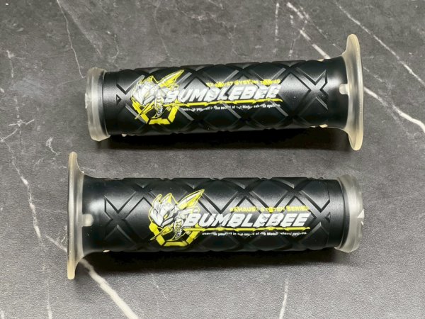 画像2:  🐝Bumblebee バンブルビー PVCシリコングリップ Type2 非貫通タイプ｜125mm｜シグナスｘ　グリファス対応 (2)