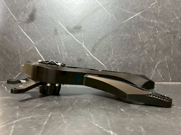 画像3: 🔥 SUPER FACTORY CNCスイングアーム｜シグナスX 4型・5型対応 (3)