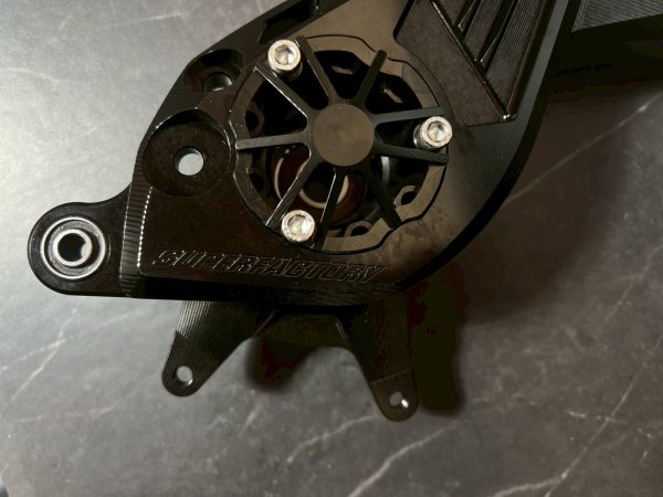 画像6: 🔥 SUPER FACTORY CNCスイングアーム｜シグナスX 4型・5型対応 (6)