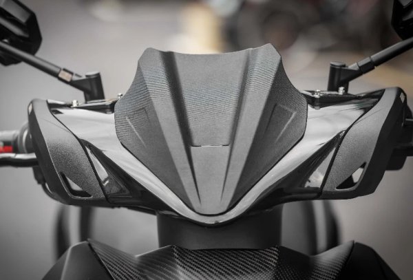 画像1: ⚡ 999R フロント ウインカーレスカバー｜シグナスX 7型専用 (1)