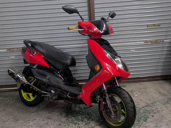 画像1: 【シグナス研究所企画】シグナスX 2型 台湾5期｜158cc・実測17.6馬力エンジン｜カスタム車両【現状販売】 (1)