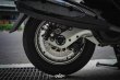 画像7: 🏁 999R CNC 鍛造アルミ リアスイングアーム｜シグナスX 1型〜3型対応【ドラム・ディスクブレーキ対応】 (7)